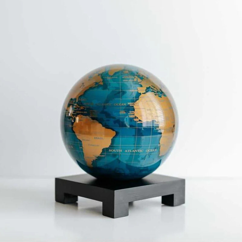 Cerulean Blue & Gold Globe - Image 8
