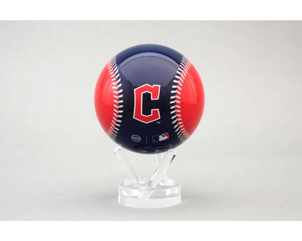 MLB® Guardians™ MOVA Globe - Image 3