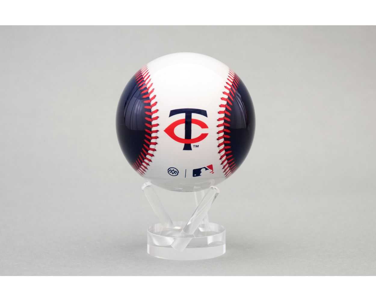 MLB® Twins™ MOVA Globe - Image 3
