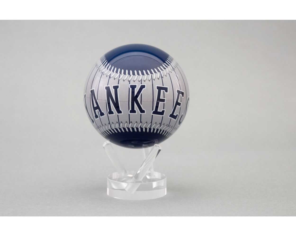MLB® Yankees™ MOVA Globe - Image 6